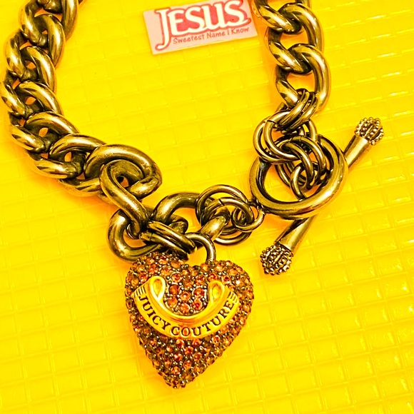 💰SOLD💰NWOT Juicy Couture Gunmetal tone Heart charm Bracelet - Picture 4 of 8